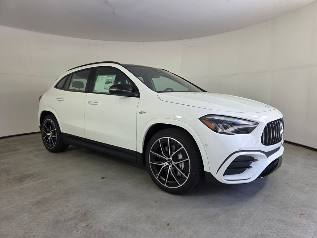 New 2026 Mercedes-Benz GLA 35 AMG 4MATIC image 1