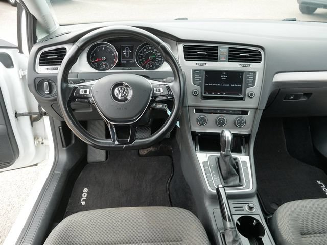 Used 2016 Volkswagen Golf S FWD image 21