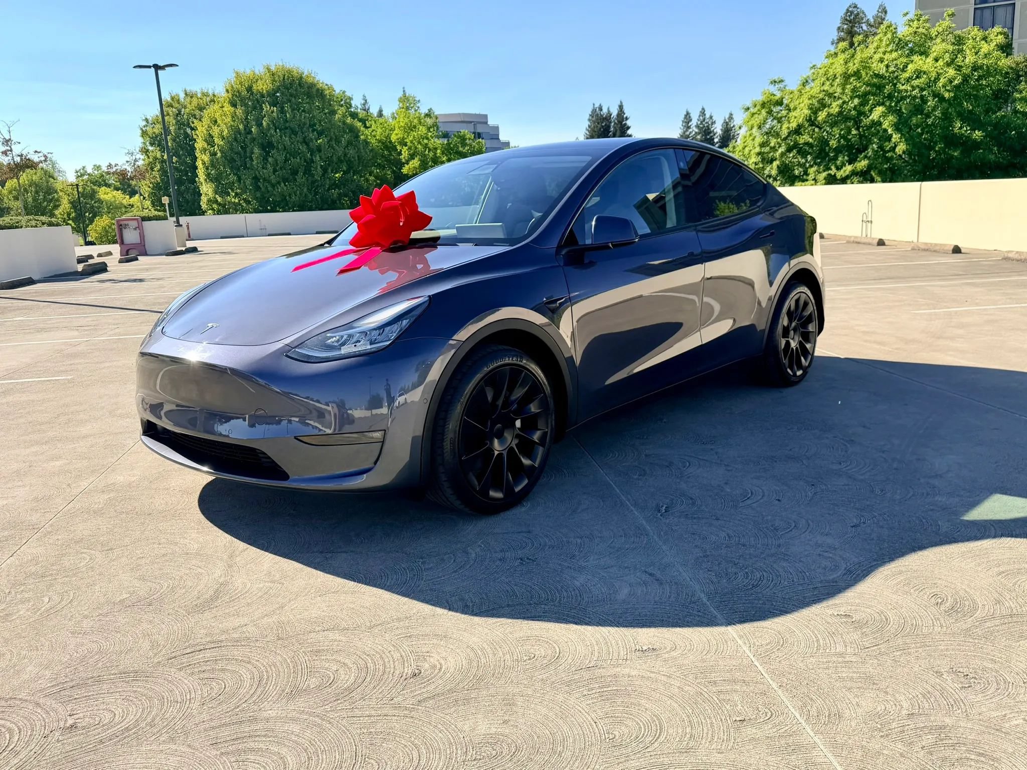 Used 2022 Tesla Model Y Long Range AWD/4WD image 14