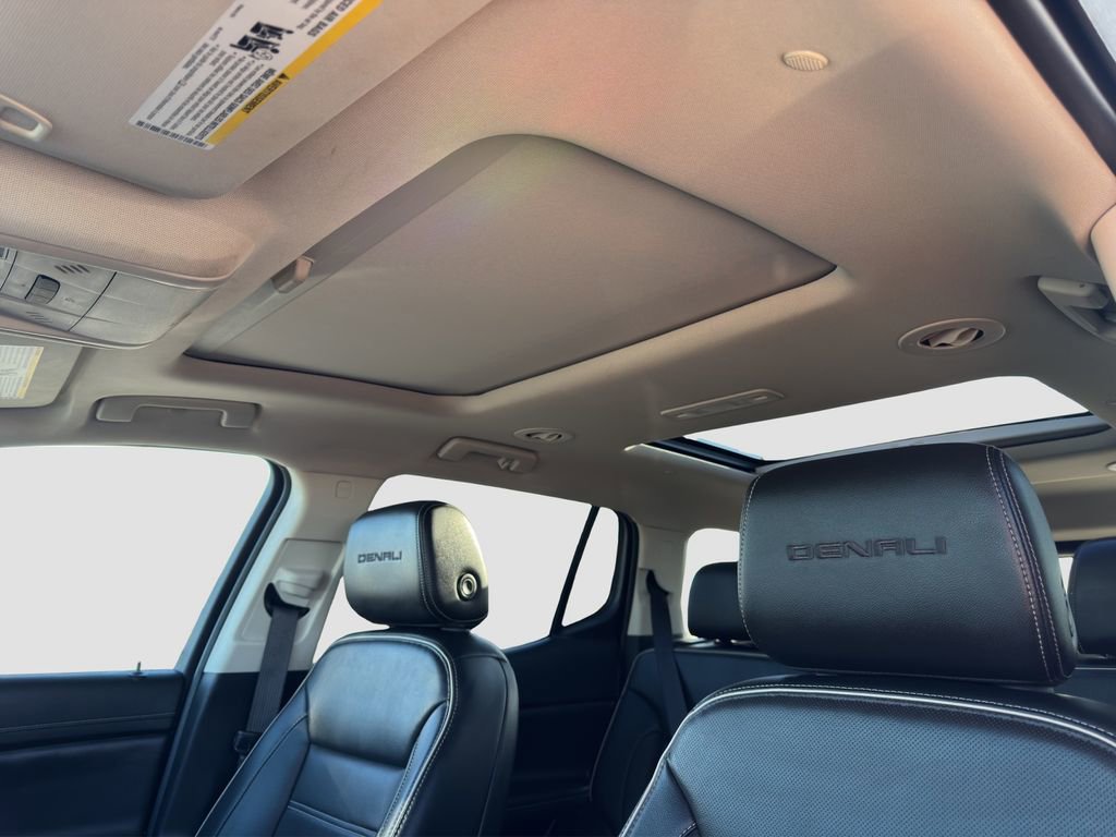 Used 2023 GMC Acadia Denali w/ Denali Technology Package image 24