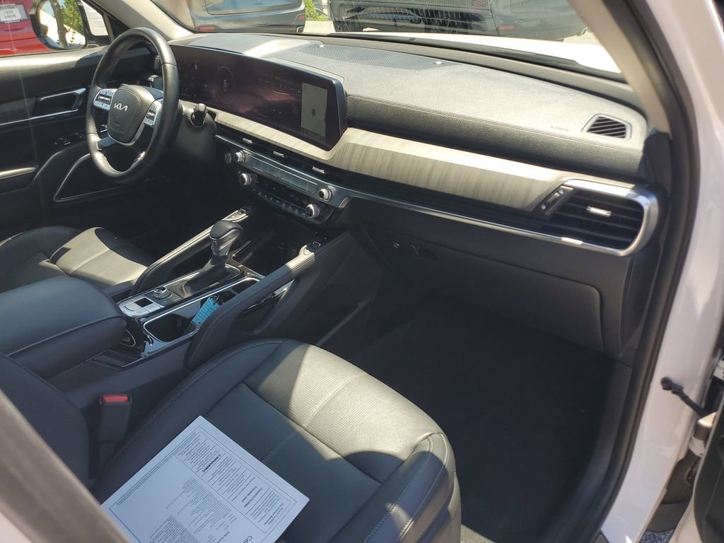 Used 2023 Kia Telluride SX AWD/4WD image 4