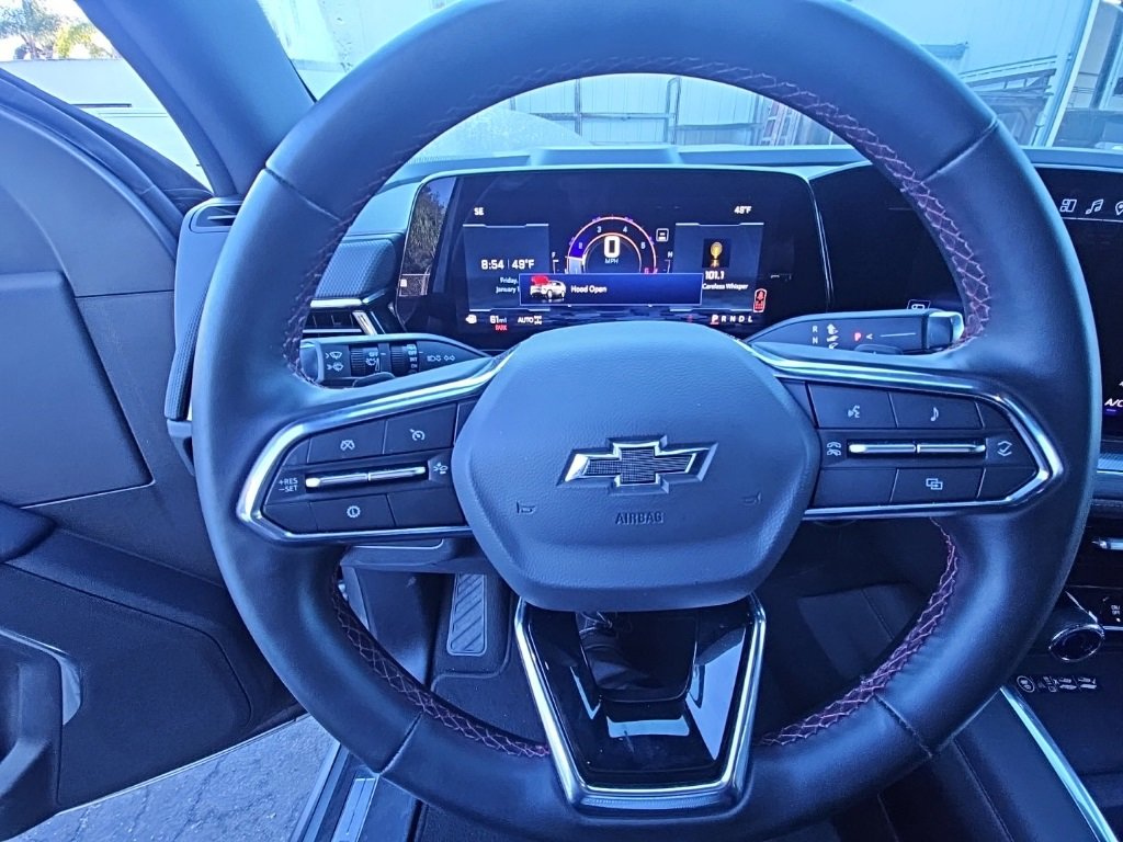 Used 2025 Chevrolet Suburban RST image 12