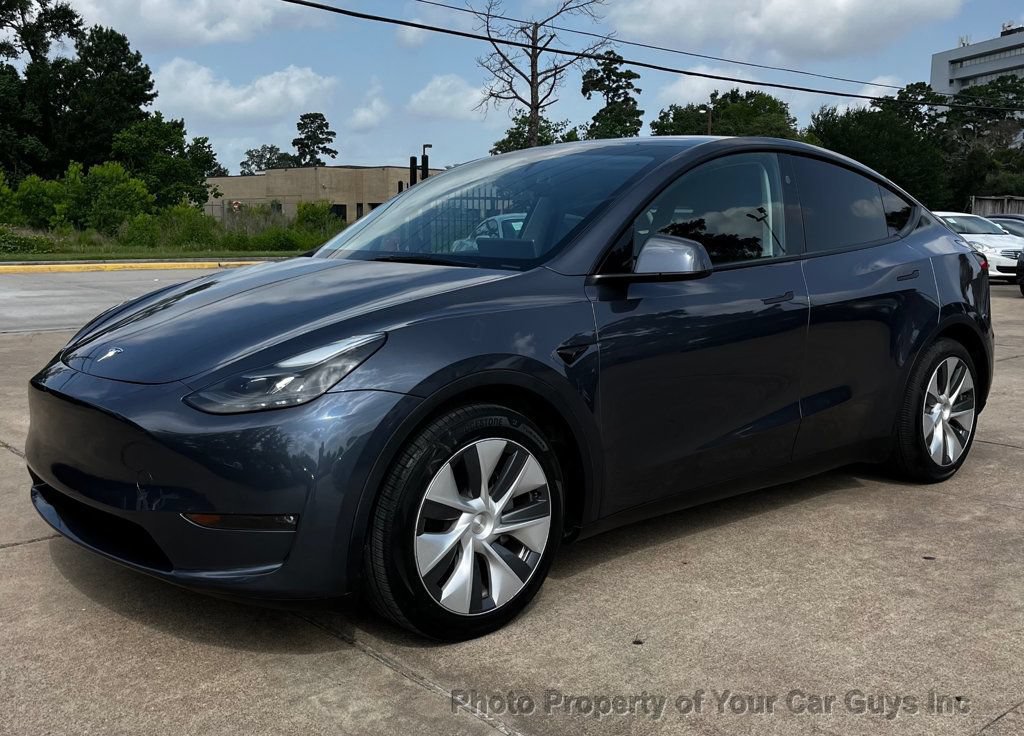 Used 2023 Tesla Model Y AWD image 12