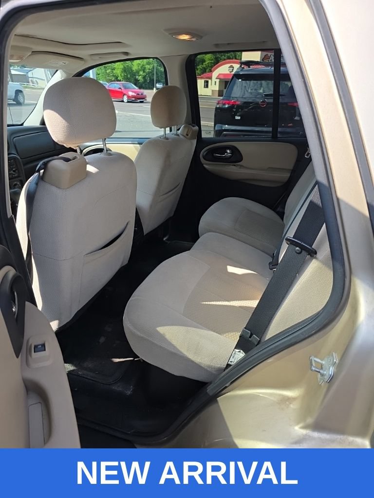 Used 2007 Chevrolet TrailBlazer LS AWD/4WD image 25