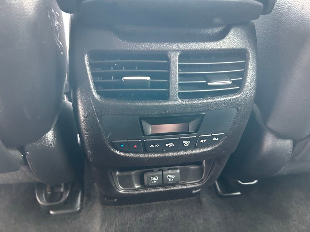 Used 2017 Acura MDX SH-AWD image 18