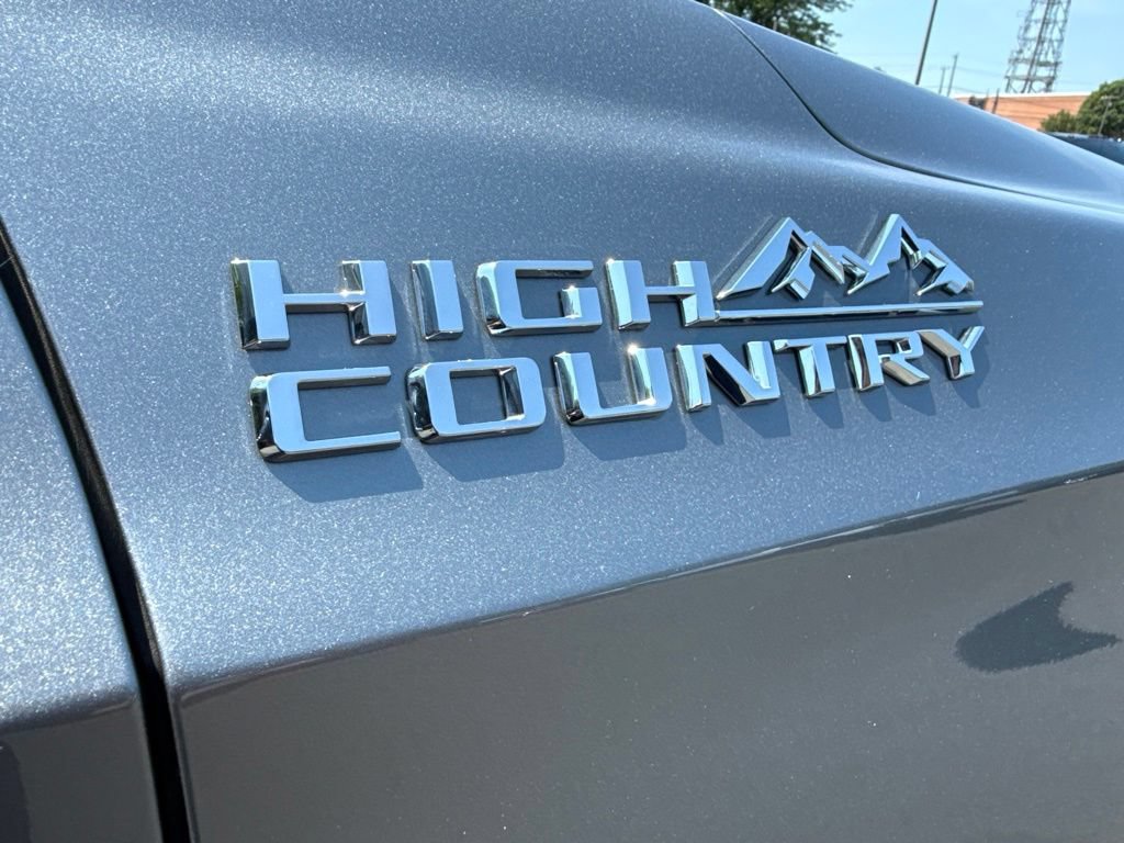 Used 2026 Chevrolet Tahoe High Country w/ Sun And Tow Package AWD/4WD image 9