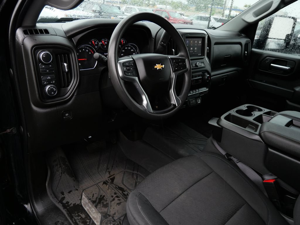Certified 2022 Chevrolet Silverado 2500 Custom w/ Gooseneck/5TH Wheel Package AWD/4WD image 15