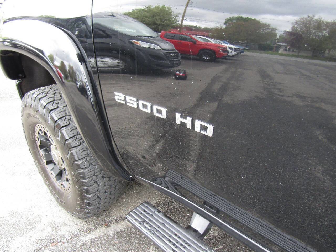 Used 2021 Chevrolet Silverado 2500 Custom w/ Custom Value Package AWD/4WD image 34