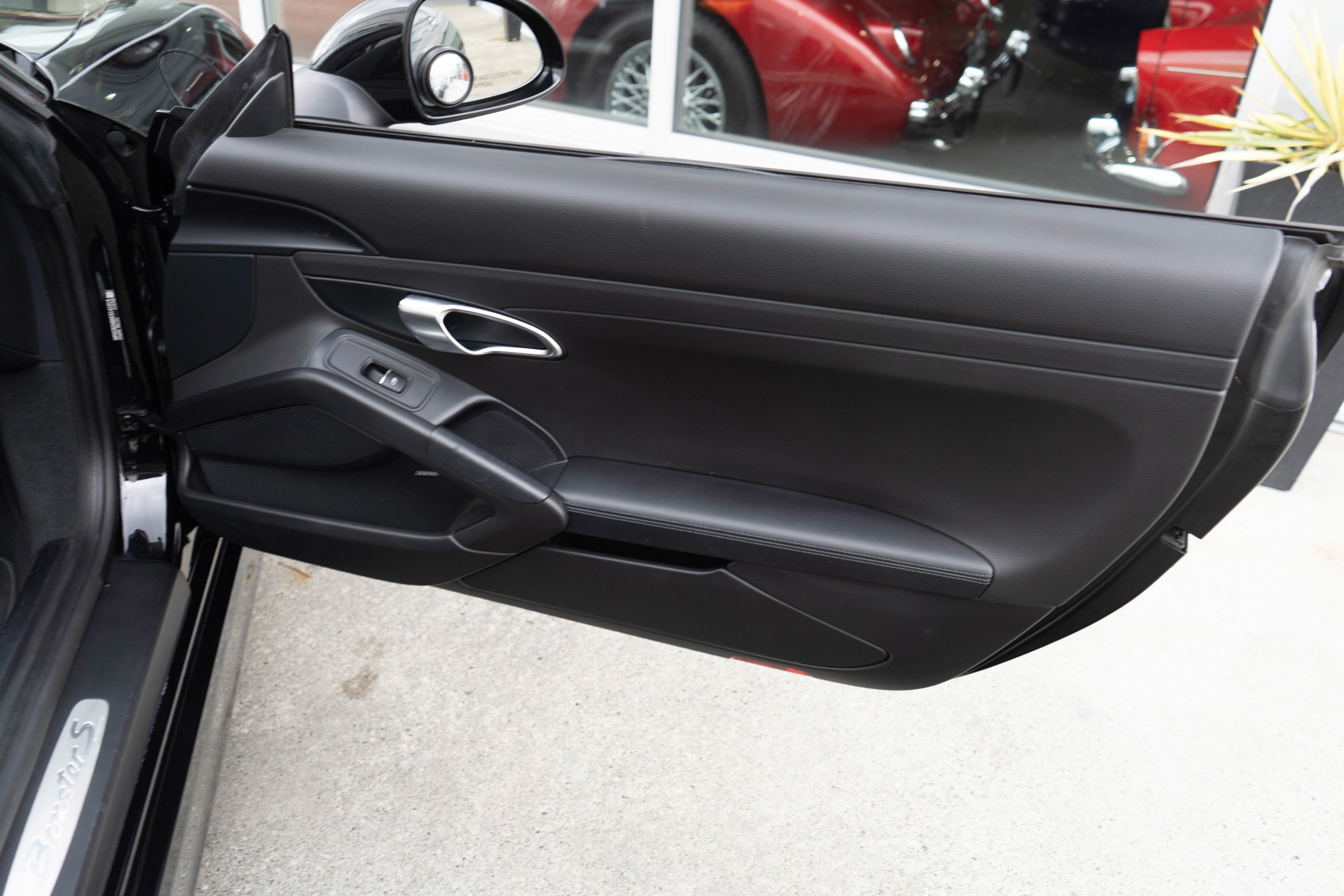 Used 2014 Porsche Boxster S image 26