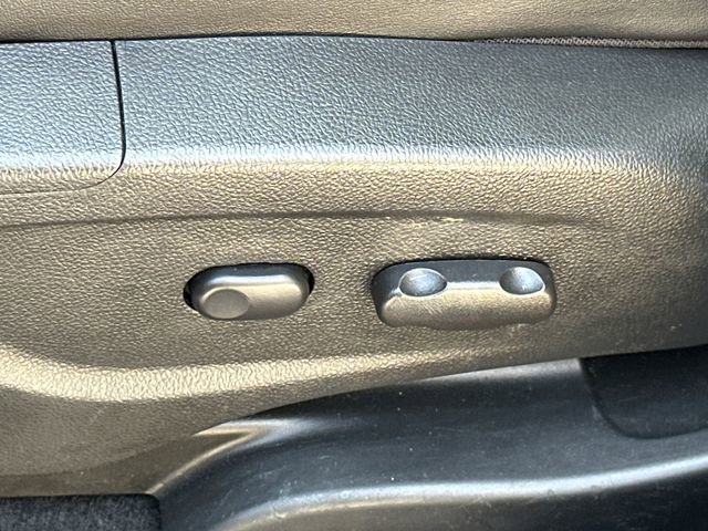 Used 2017 Buick Encore Sport Touring image 40