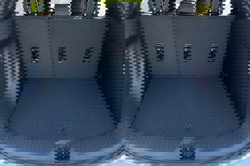 New 2027 Chevrolet Bolt LT w/ Comfort Package image 15