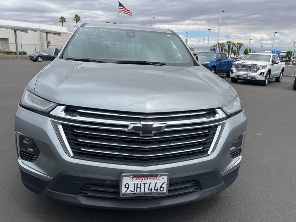 Certified 2023 Chevrolet Traverse LT FWD image 2