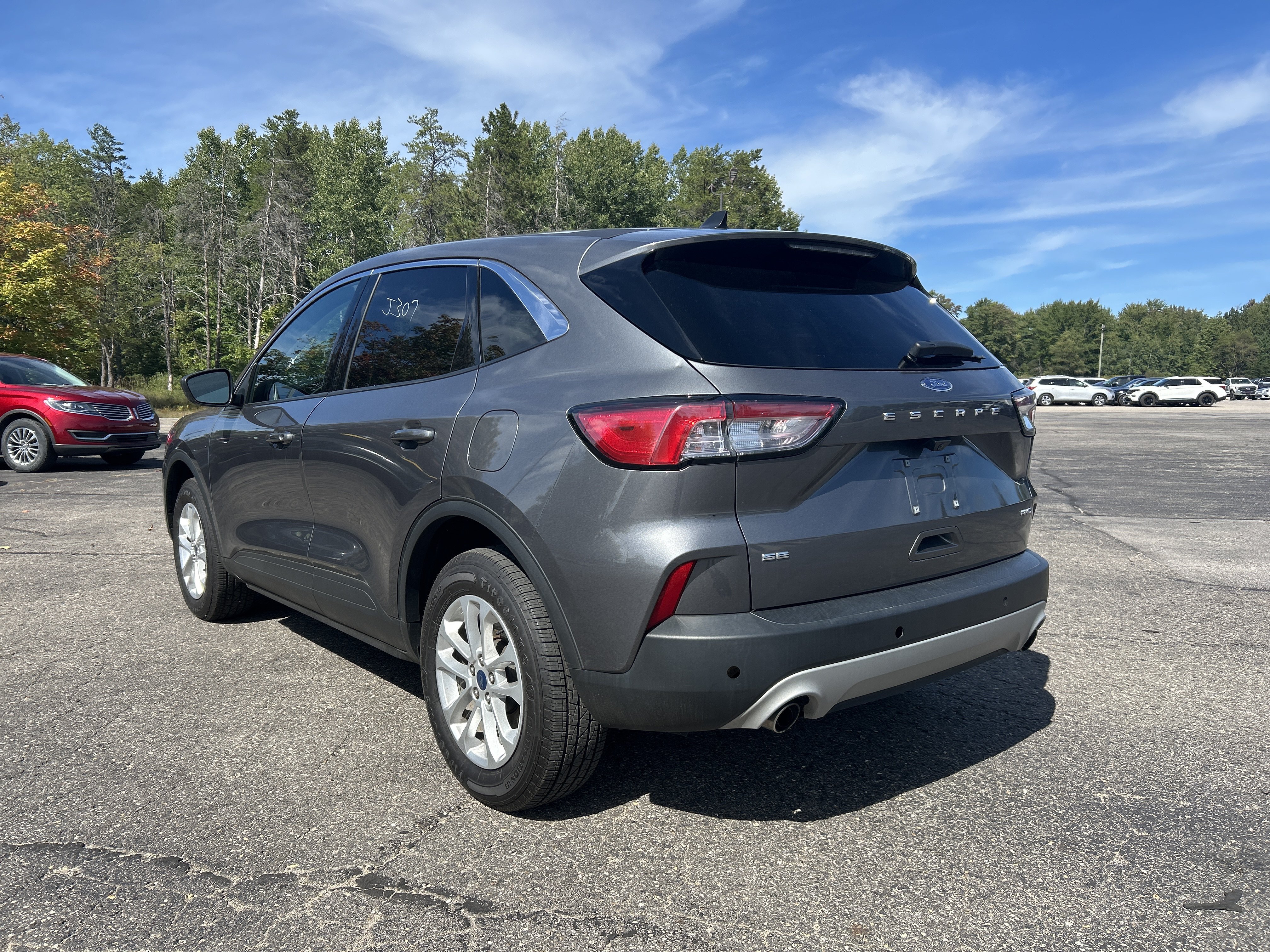 Used 2022 Ford Escape SE w/ Convenience Package AWD/4WD image 6