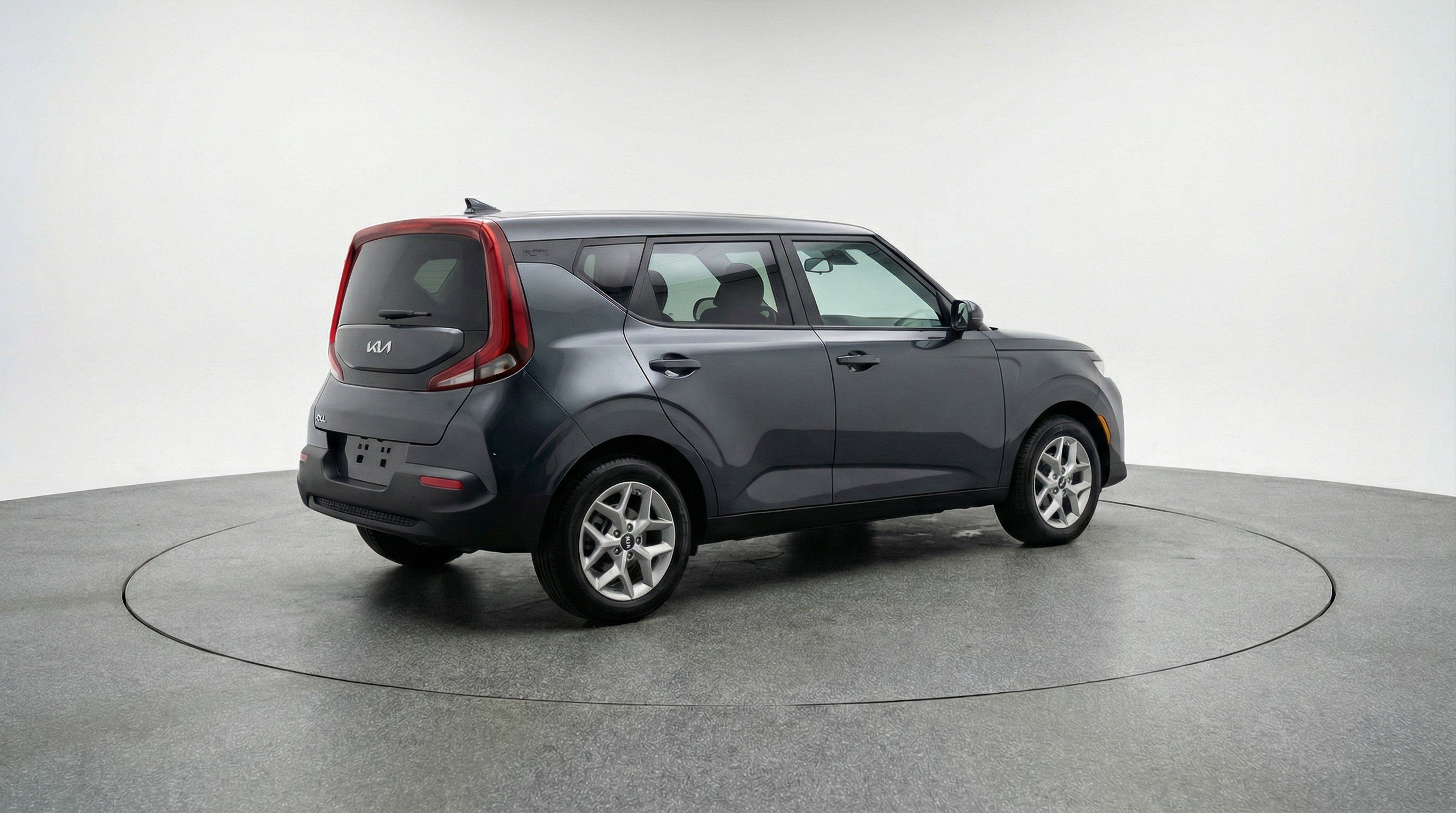 Used 2025 Kia Soul LX w/ LX Technology Package image 9