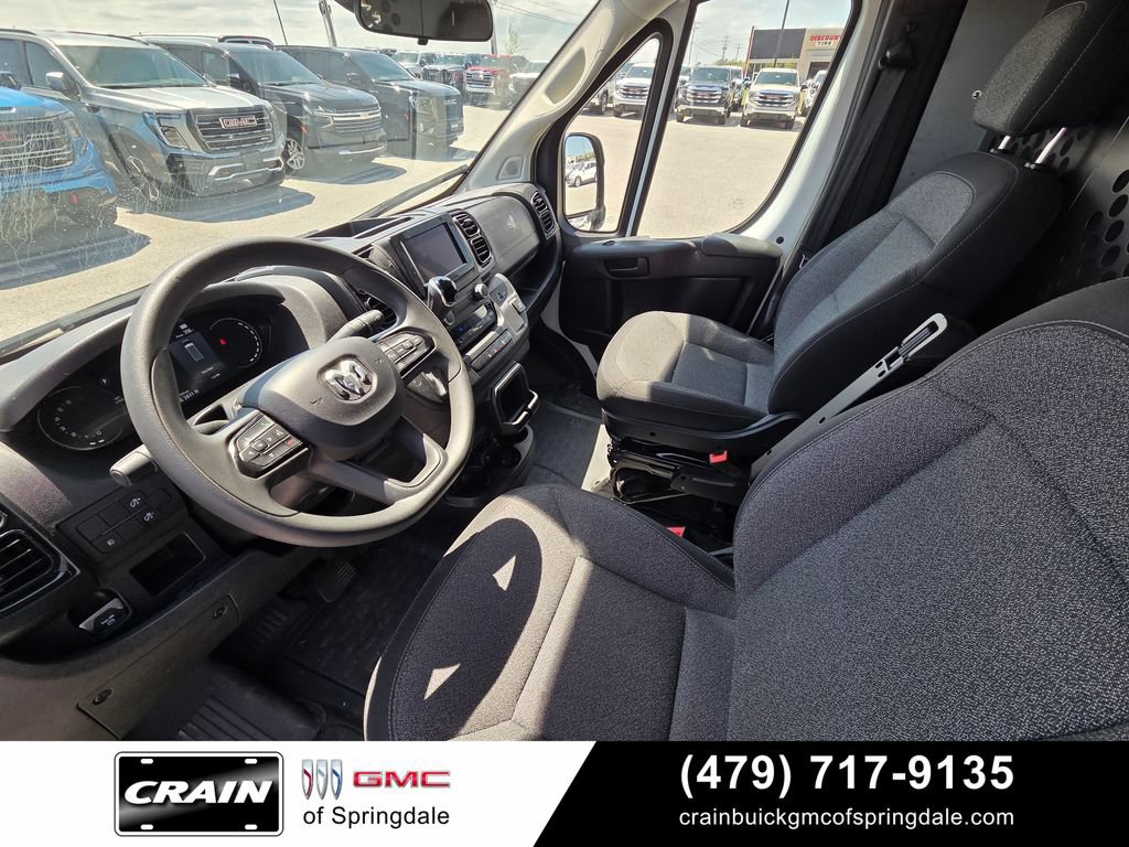 Used 2025 RAM ProMaster 2500 w/ U-Haul Equipment Group FWD image 10