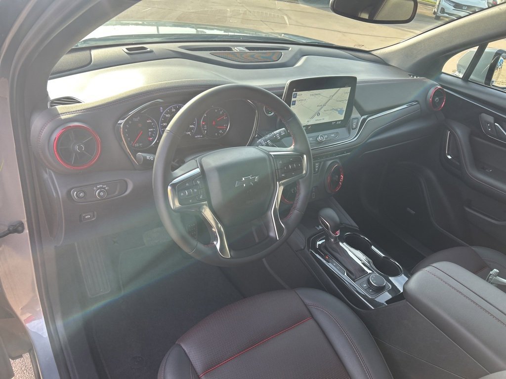 Used 2025 Chevrolet Blazer RS image 11