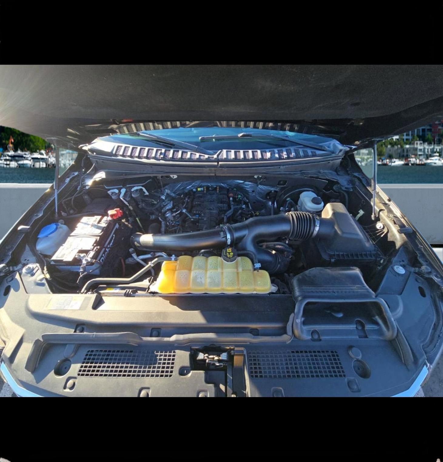 Used 2021 Ford Expedition Limited image 7