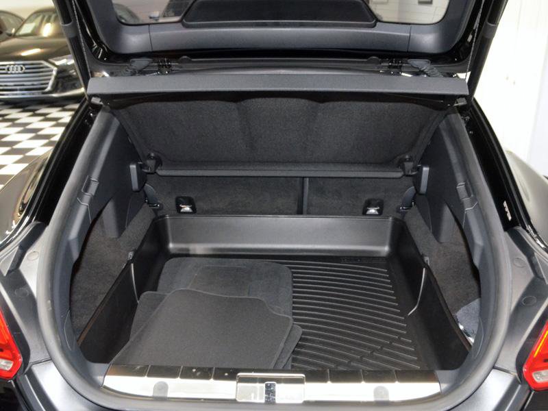 Used 2016 Porsche Panamera Turbo image 30