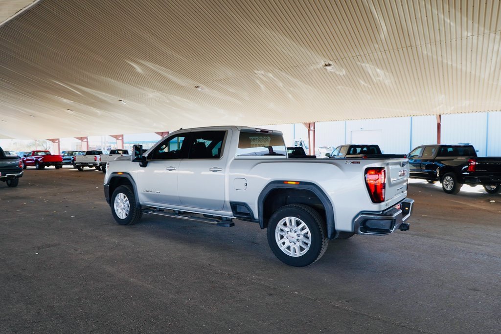 Used 2022 GMC Sierra 2500 SLE w/ SLE Convenience Package image 4