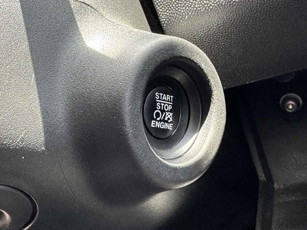 Used 2023 RAM ProMaster 3500 w/ Driver Convenience Group FWD image 32