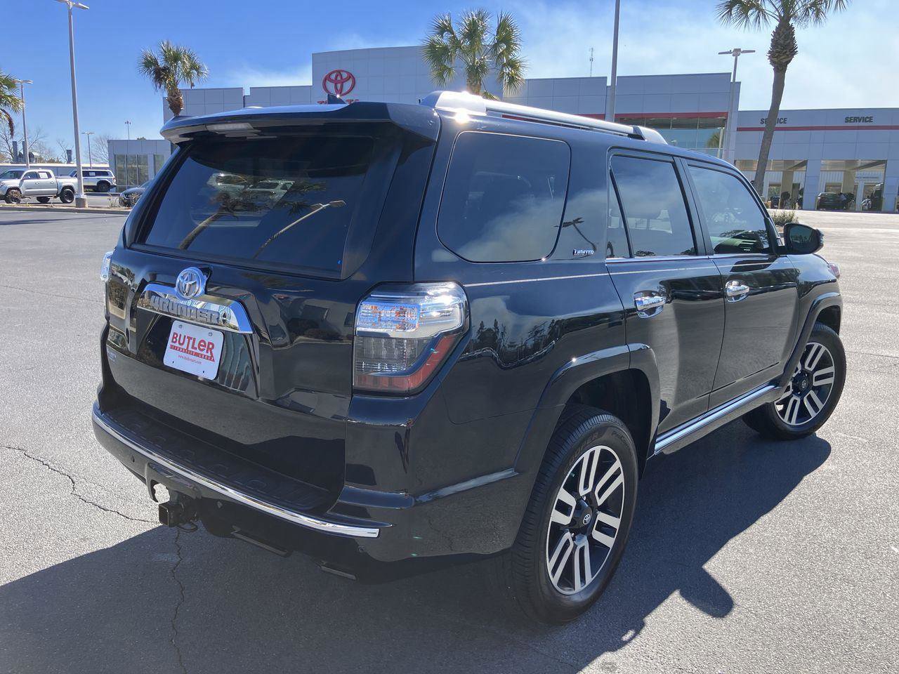 Certified 2022 Toyota 4Runner Limited image 5