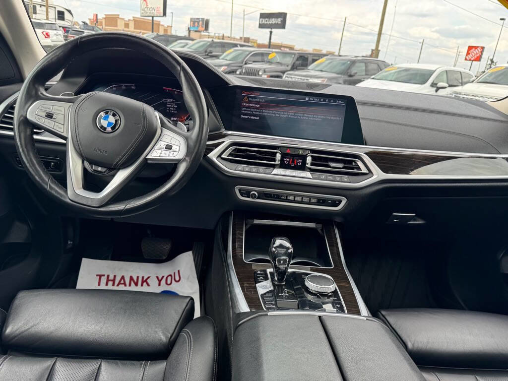 Used 2020 BMW X7 xDrive40i w/ Cold Weather Package image 40