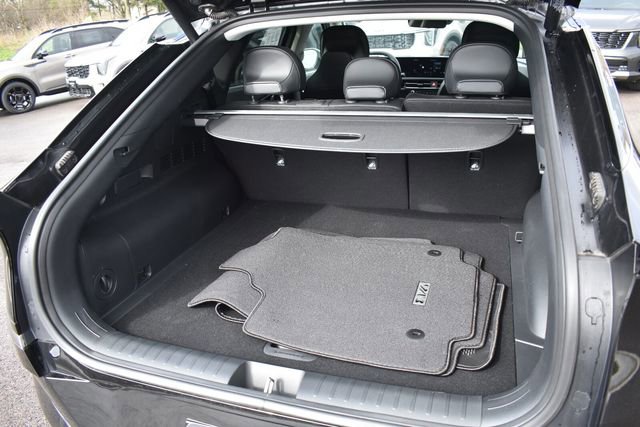 Certified 2025 Kia EV6 Wind image 16