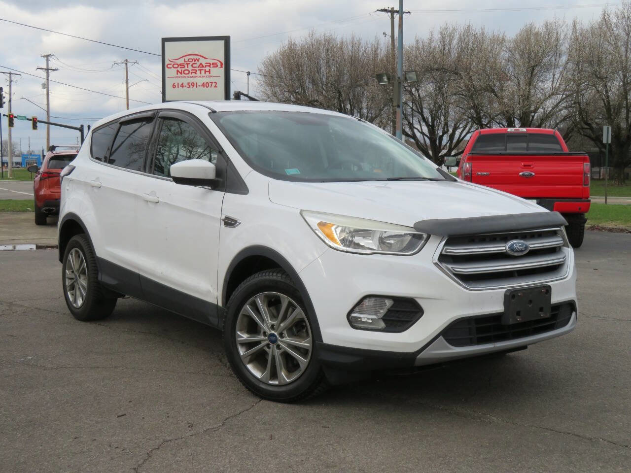 Used 2017 Ford Escape SE w/ SE Cold Weather Package