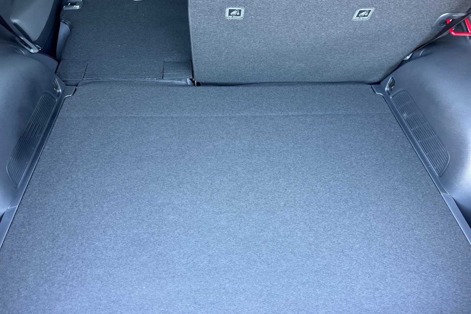 New 2025 Kia Niro EX Touring image 11