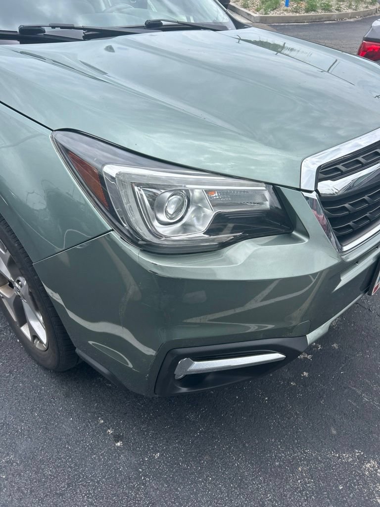 Used 2017 Subaru Forester 2.5i Touring AWD/4WD image 6