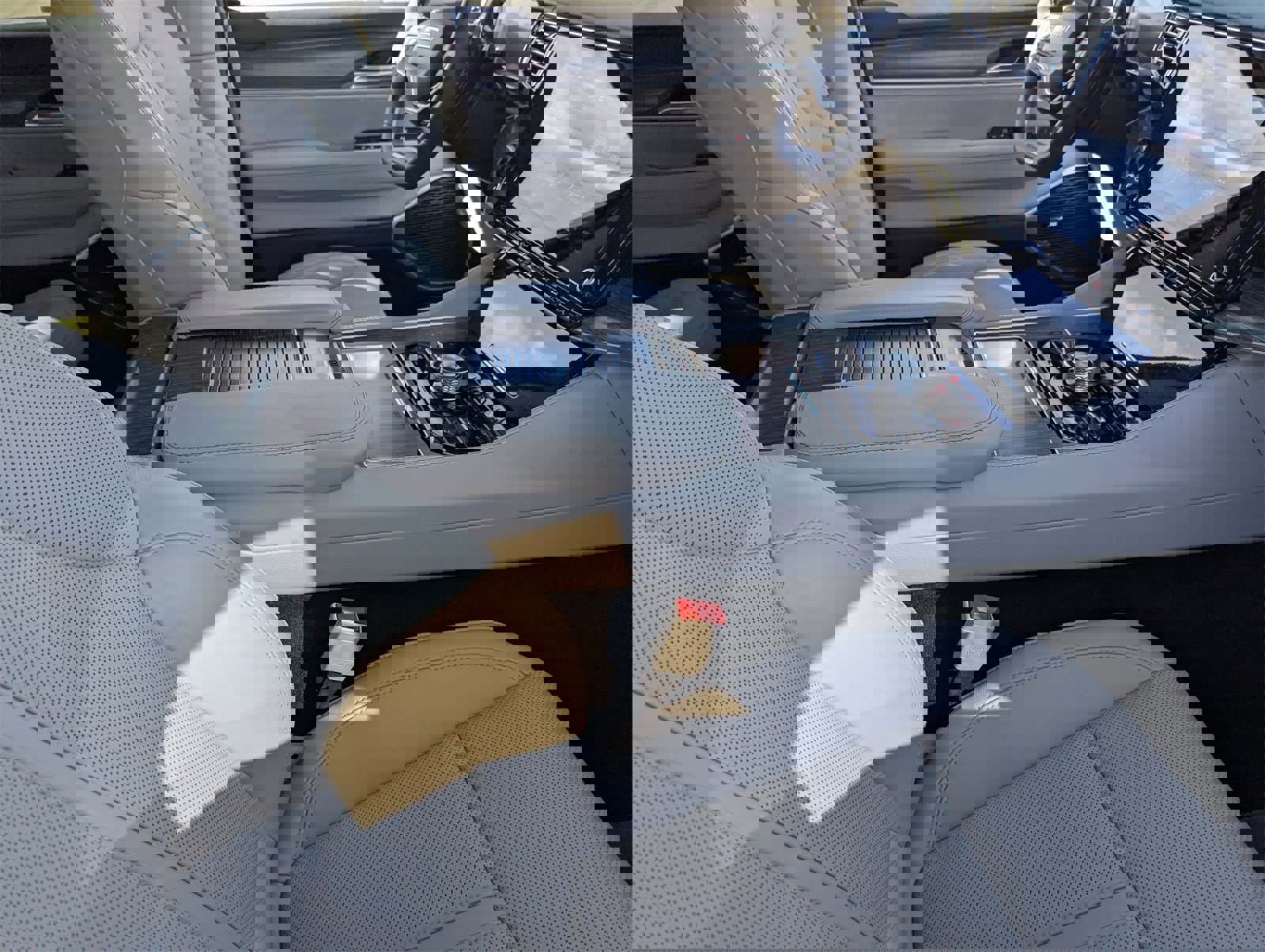 Used 2023 Jeep Wagoneer Series III w/ Preferred Equipment Group image 11