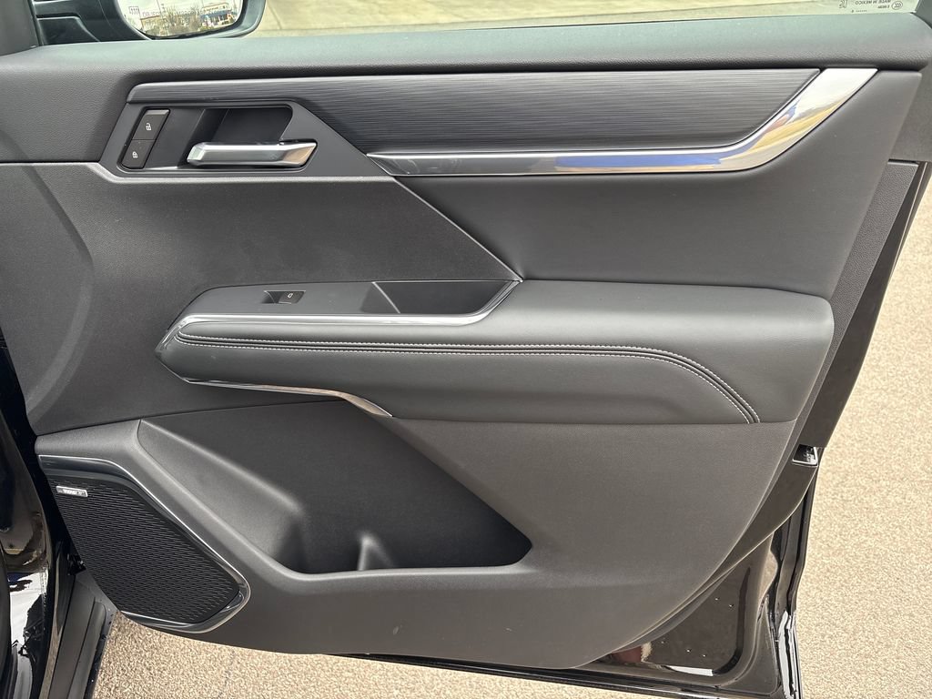 New 2026 GMC Acadia Elevation w/ LPO, Floor Liner Package FWD image 44