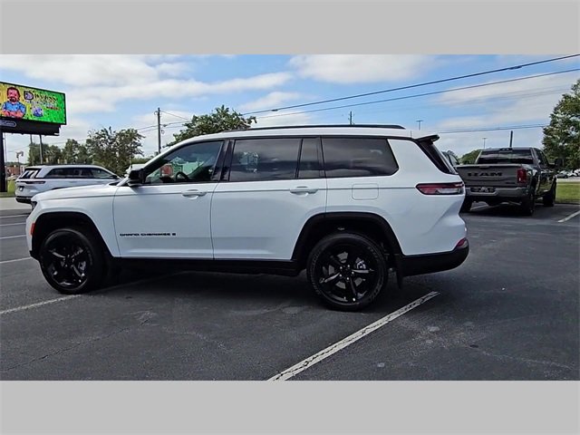 New 2025 Jeep Grand Cherokee L Altitude image 25