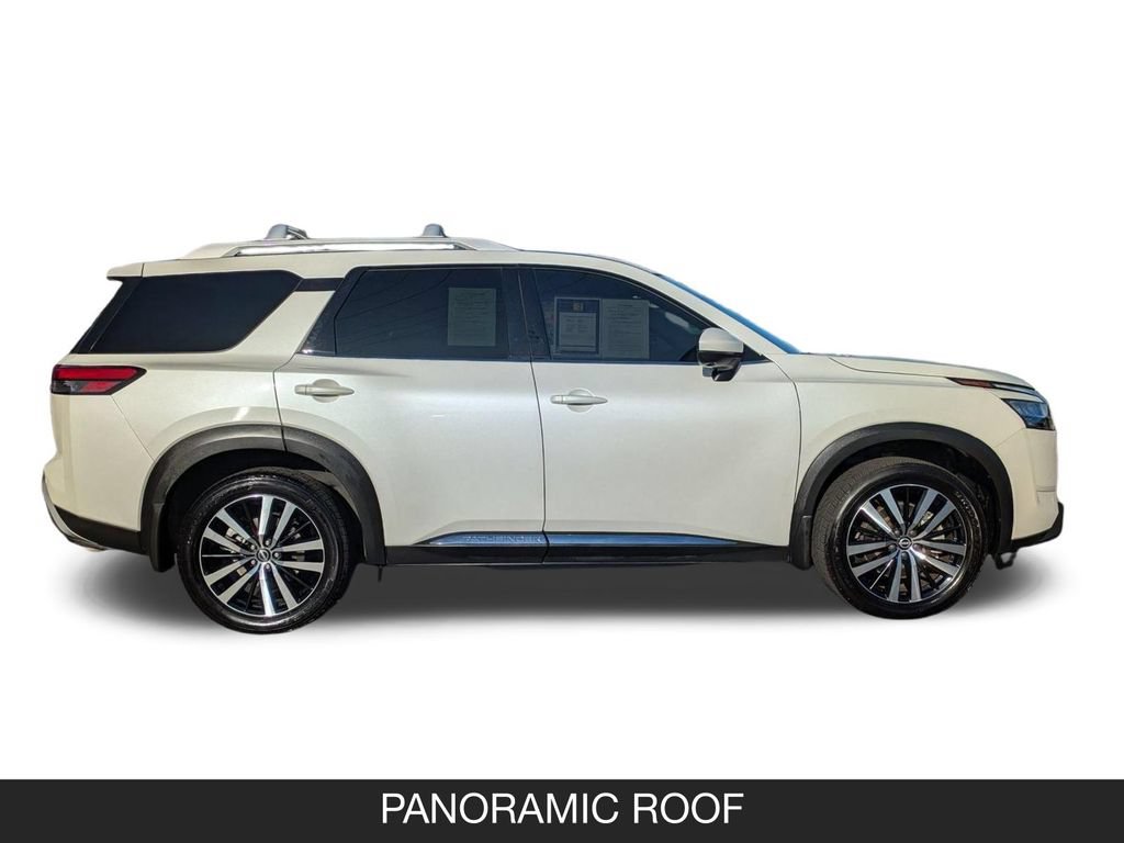Used 2023 Nissan Pathfinder Platinum w/ Cargo Package AWD/4WD image 6
