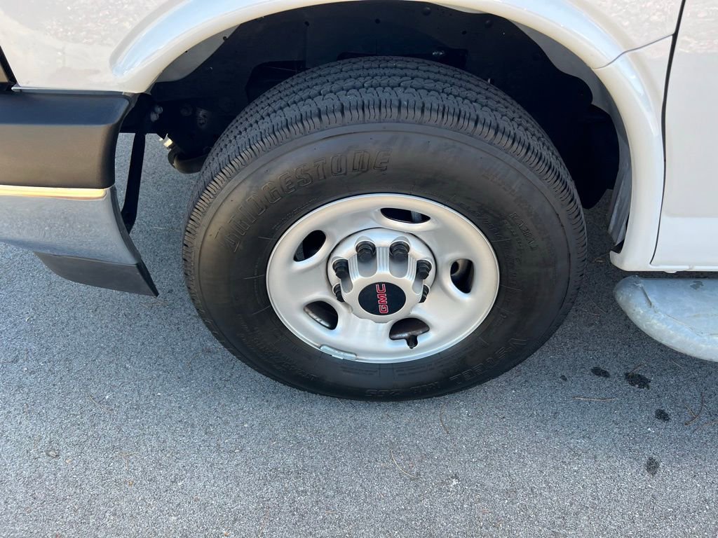 Used 2023 GMC Savana 2500 w/ Driver Convenience Package image 13