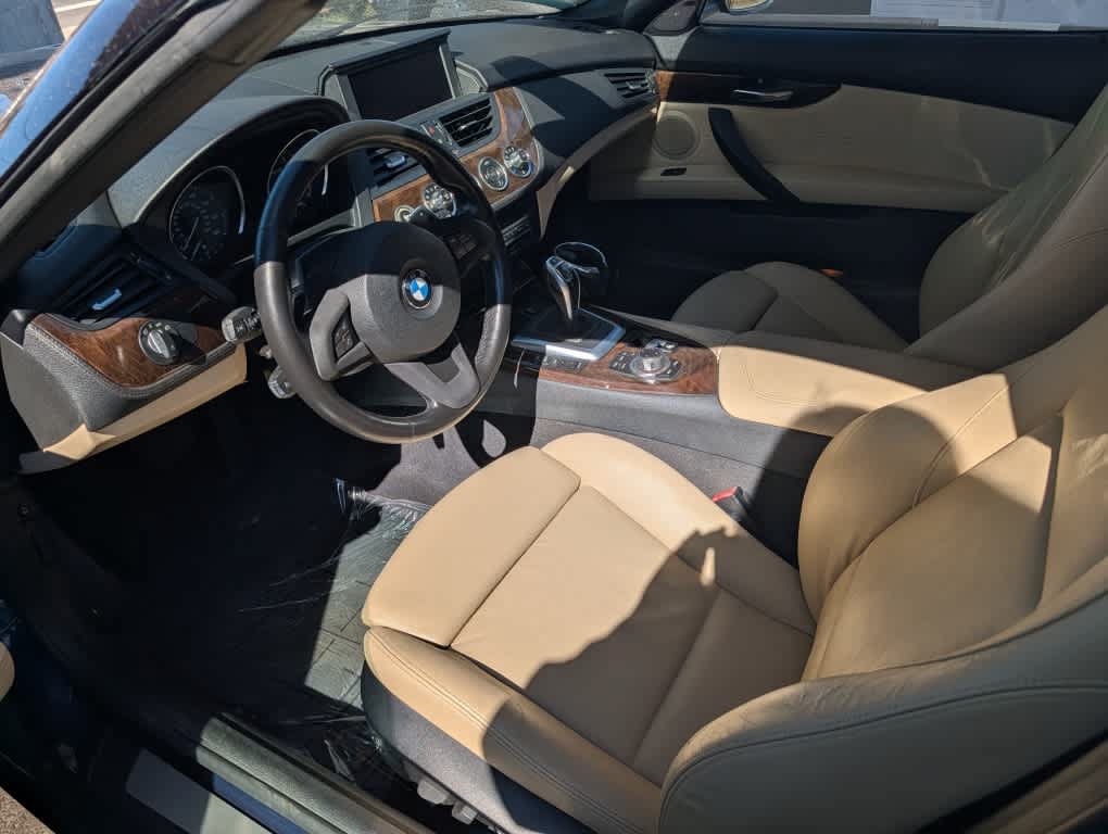 Used 2013 BMW Z4 sDrive35i RWD image 11