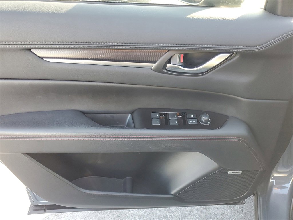 Used 2023 MAZDA CX-5 Carbon Edition image 18