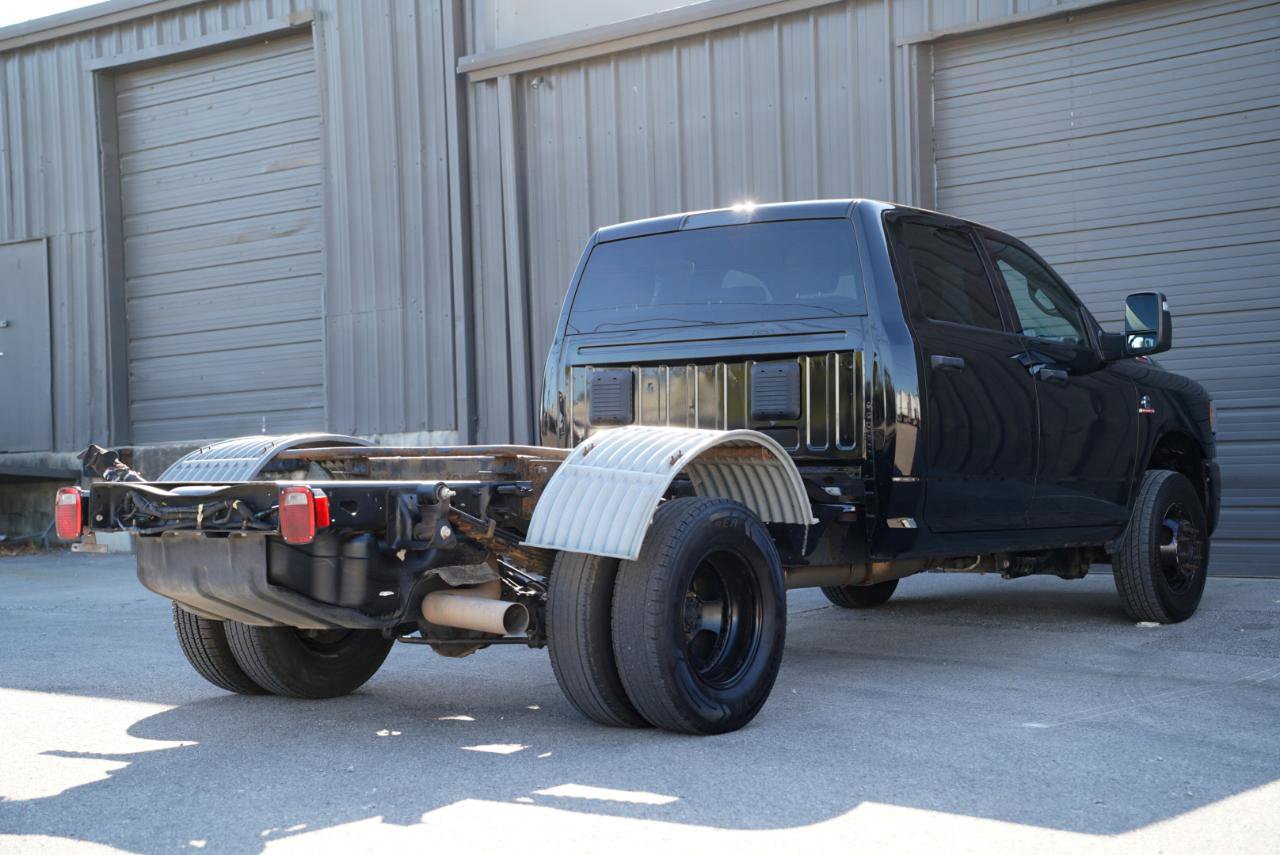 Used 2023 RAM 3500 Tradesman w/ Chrome Appearance Group AWD/4WD image 10