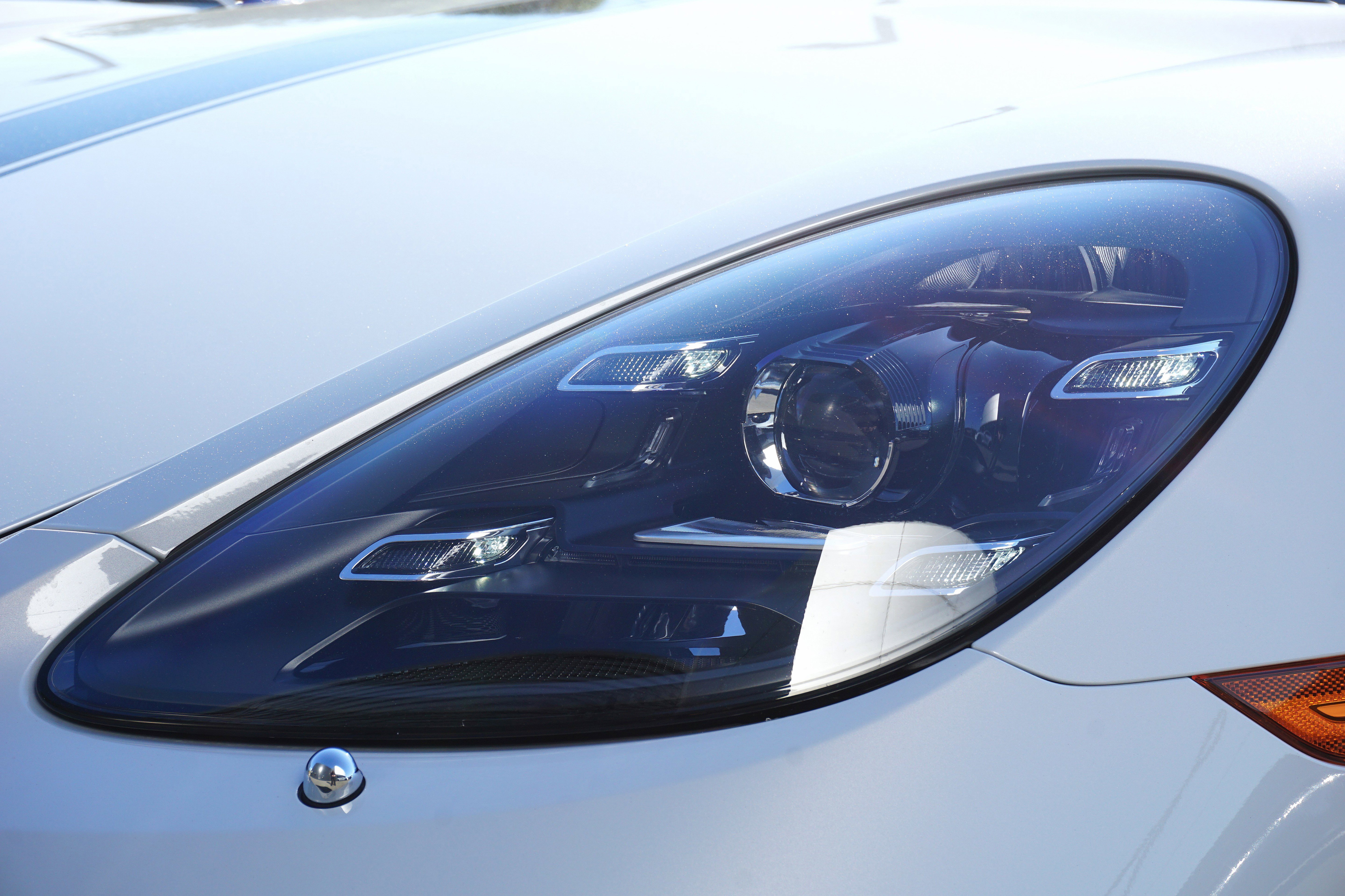 Certified 2024 Porsche 718 Cayman RWD image 11