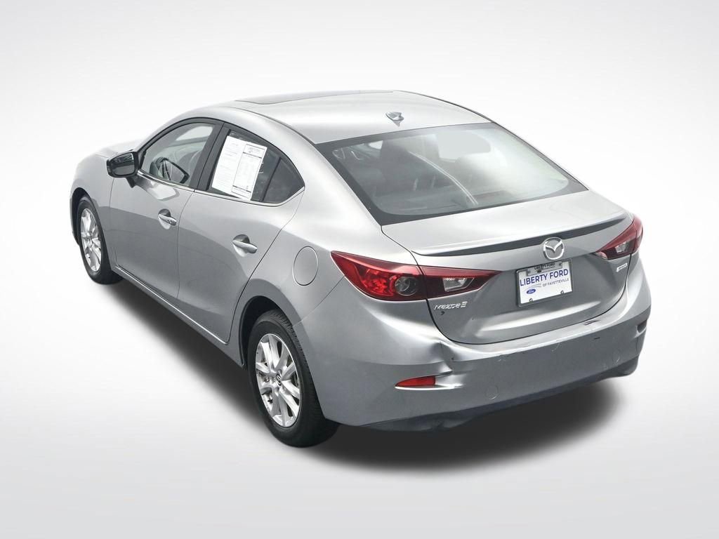 Used 2015 MAZDA MAZDA3 i Touring w/ Technology Package FWD image 30