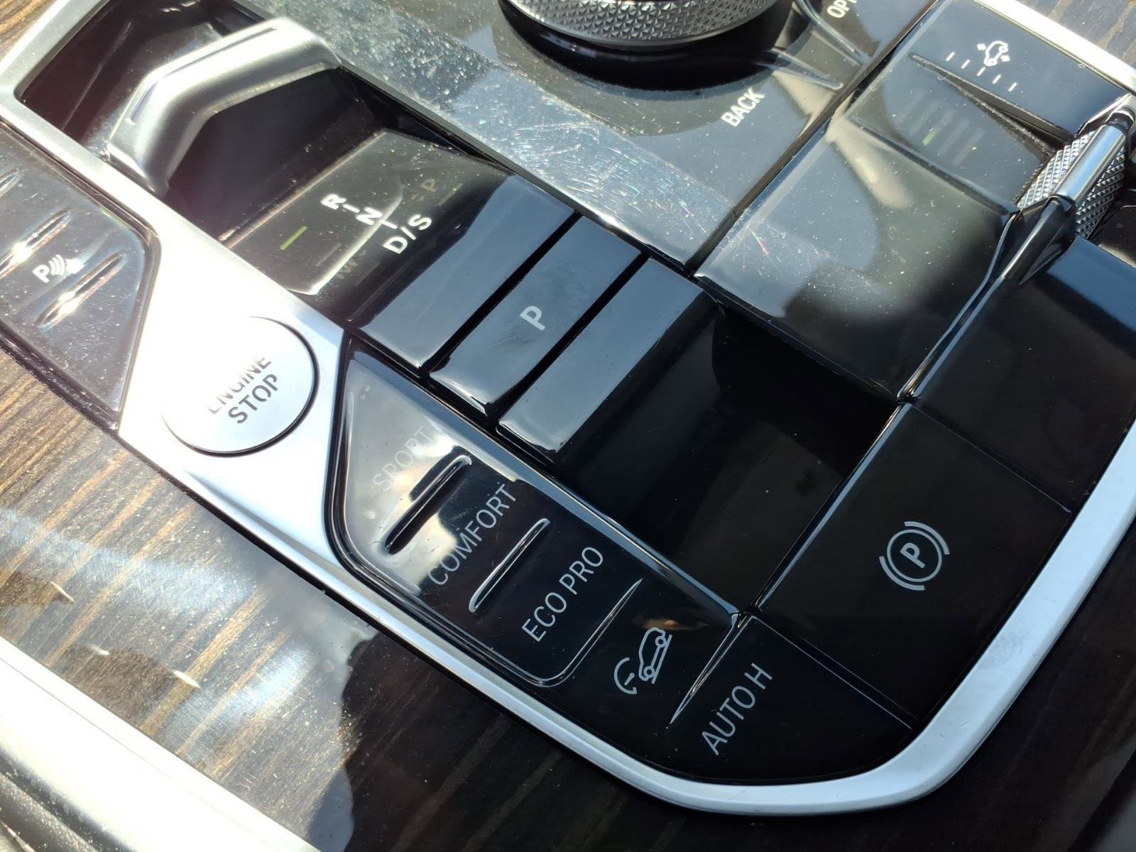 Used 2023 BMW X7 xDrive40i AWD/4WD image 8