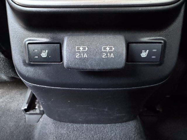 Used 2020 Subaru Outback Touring XT AWD/4WD image 18