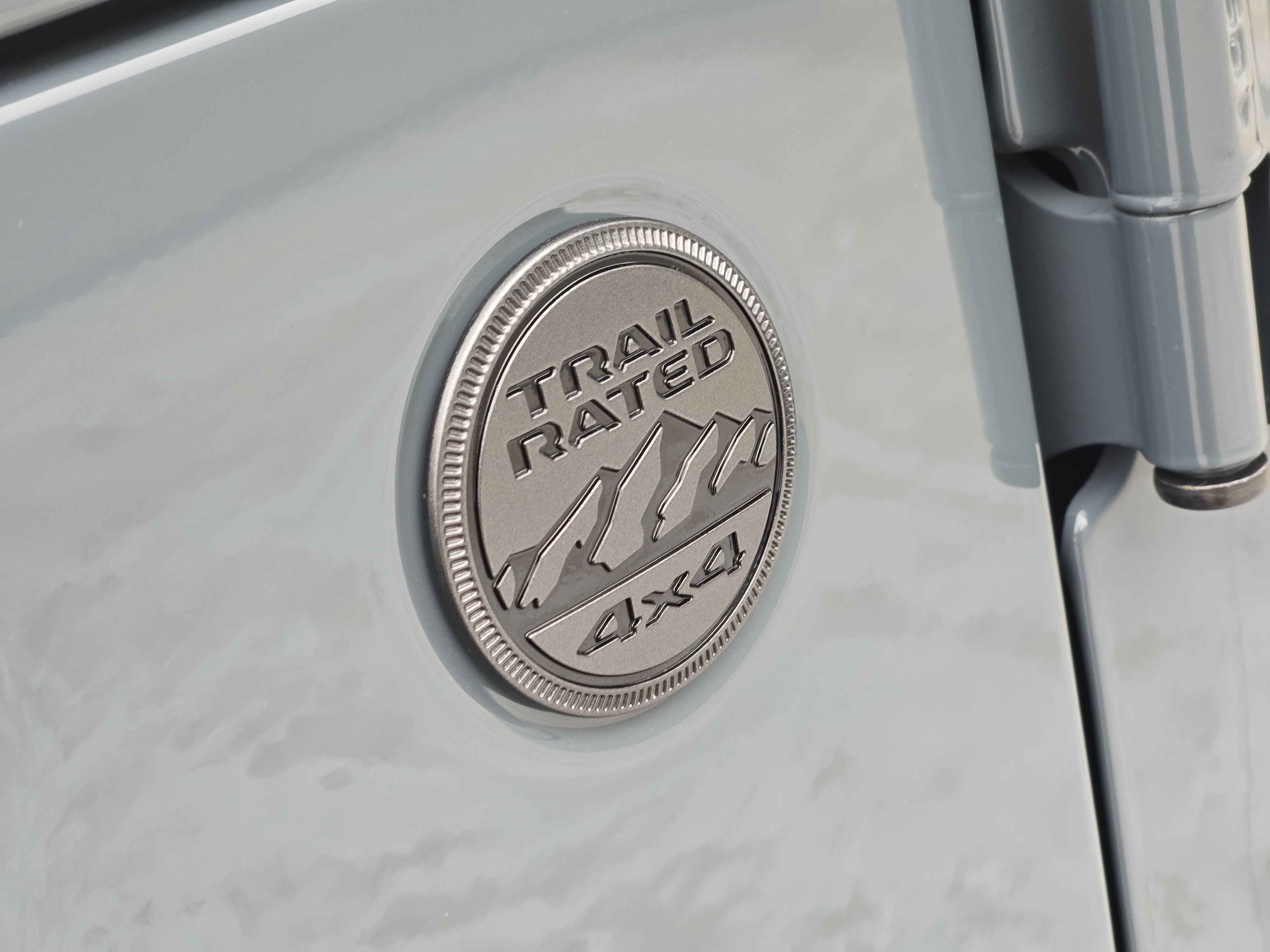 Used 2024 Jeep Gladiator Sport image 14