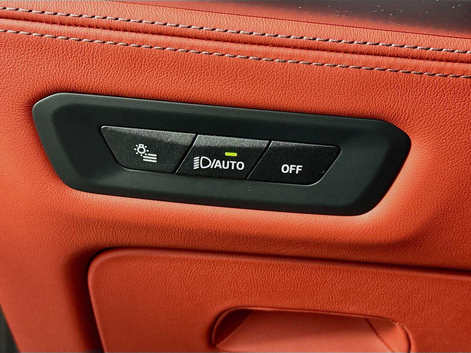 Used 2026 BMW X6 M Competition w/ Executive Package image 10