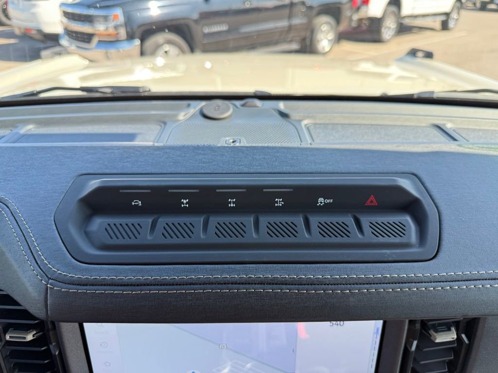 New 2025 Ford Bronco Badlands image 26