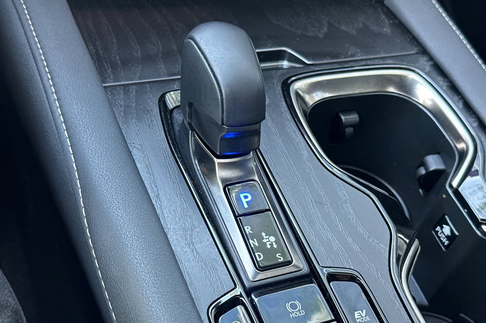 Certified 2025 Lexus RX 350 w/ Convenience Package image 27