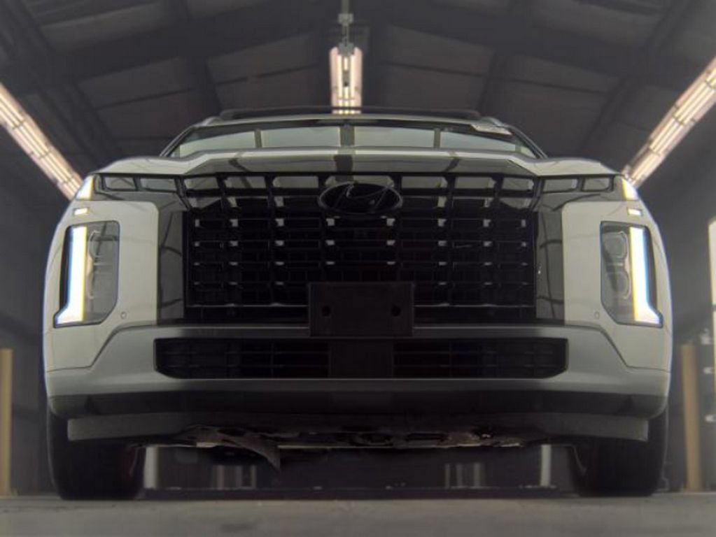 Used 2023 Hyundai Palisade SEL AWD/4WD image 4
