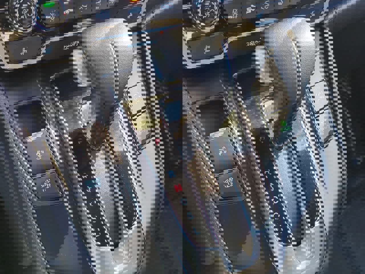 Used 2020 Honda CR-V Touring image 34