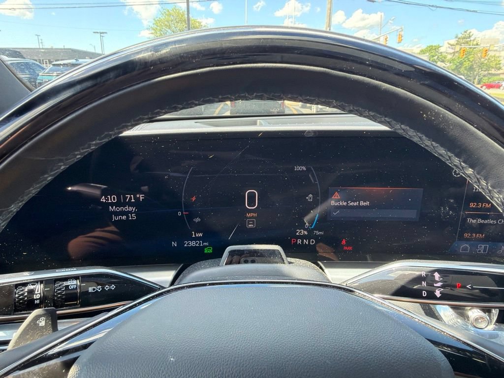 Certified 2024 Cadillac Lyriq Luxury AWD/4WD image 12