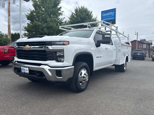 Used 2024 Chevrolet Silverado 3500 LT
